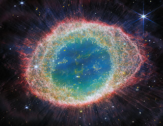 Webb captures detailed beauty of Ring Nebula (NIRCam image - cropped)